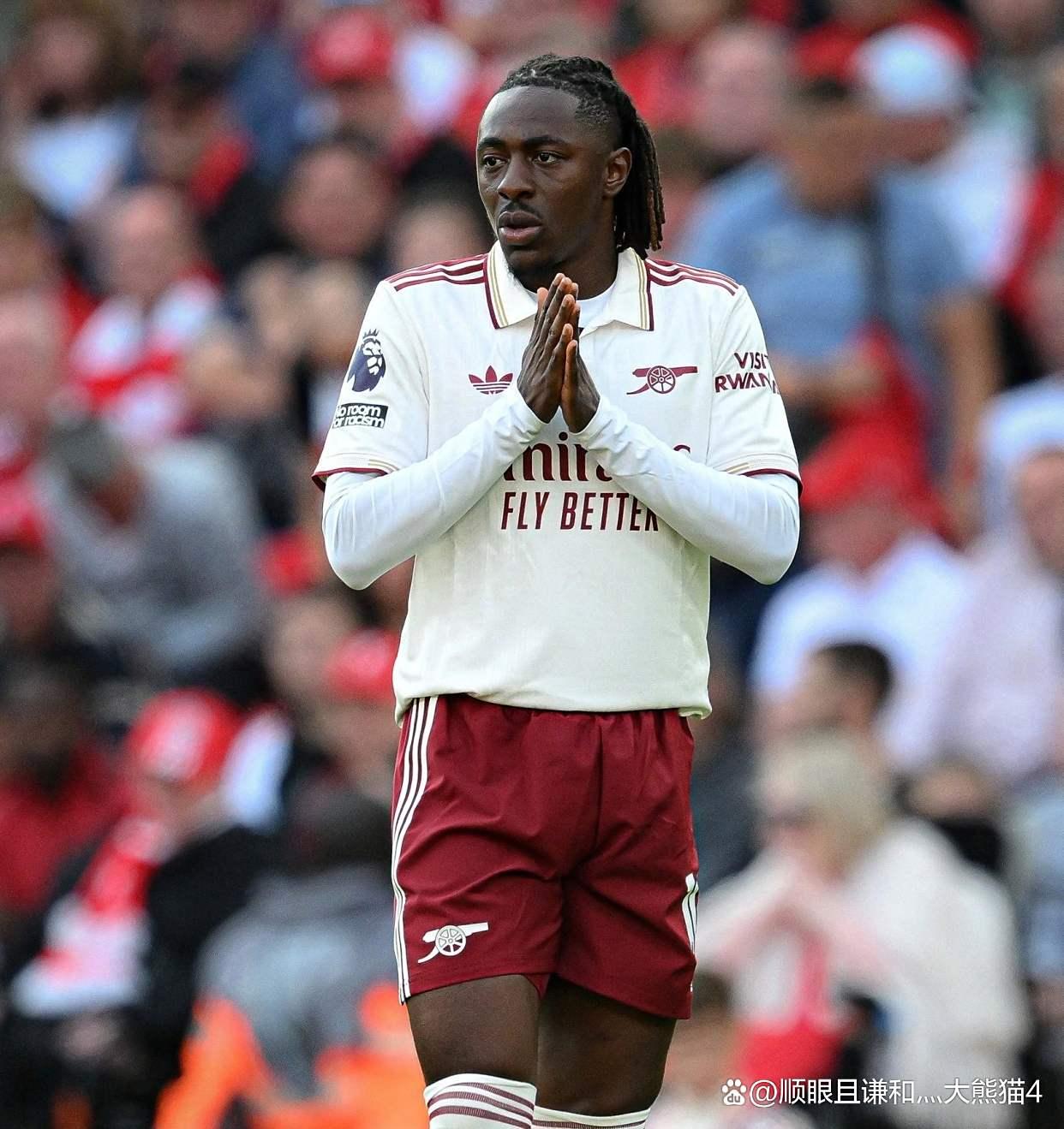 包含德布劳内赛事官方发布出色防守新规，阿森纳争议不断！的词条